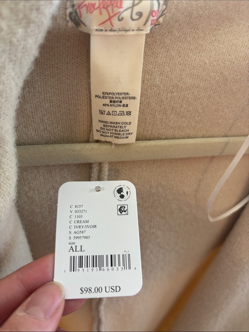 FREE PEOPLE ALL I NEED COZY PONCHO*NEW🏔️ - Picture 3 of 7